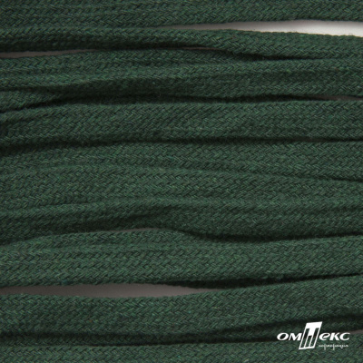 Шнур плетеный d-8 мм плоский, 70% хлопок 30% полиэстер, уп.85+/-1 м, цв.1016-т.зеленый - купить в Майкопе. Цена: 742.50 руб.