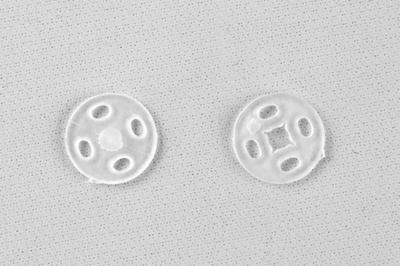Кнопки пришивные пластиковые 10 мм, блистер 24шт, цв.-прозрачные - купить в Майкопе. Цена: 48.41 руб.